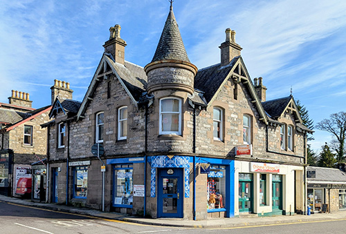 Coorie in the Corner